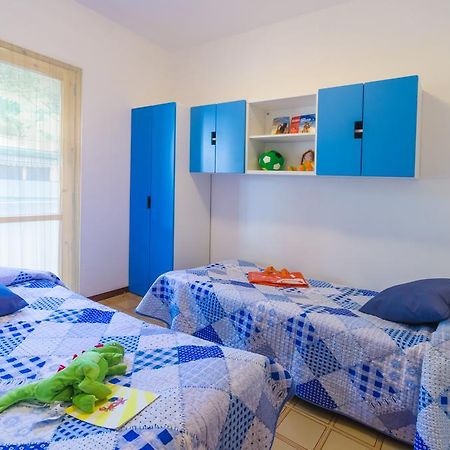 Appartamenti Sole Бибионе Экстерьер фото